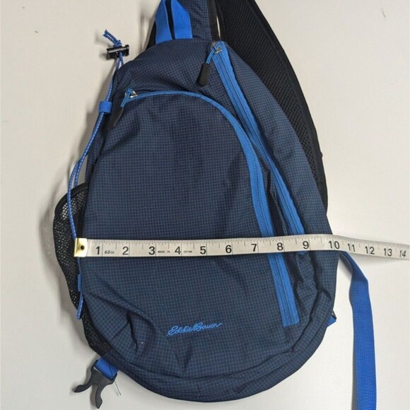 Eddie Bauer Youth Backpack - Travelers Daypack Vacation On The Go Bag Crossbody - Picture 10 of 10